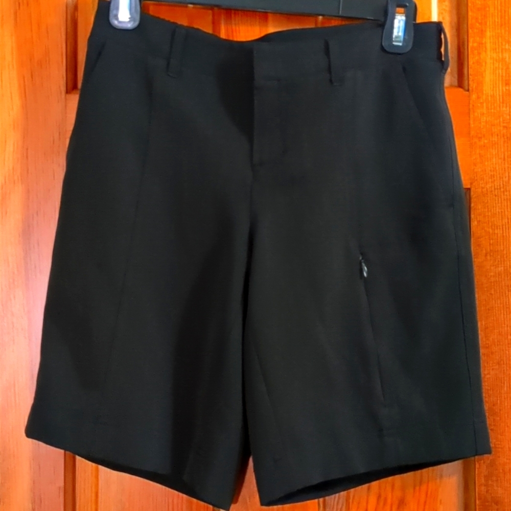 32° COOL Ladies active cargo shorts!